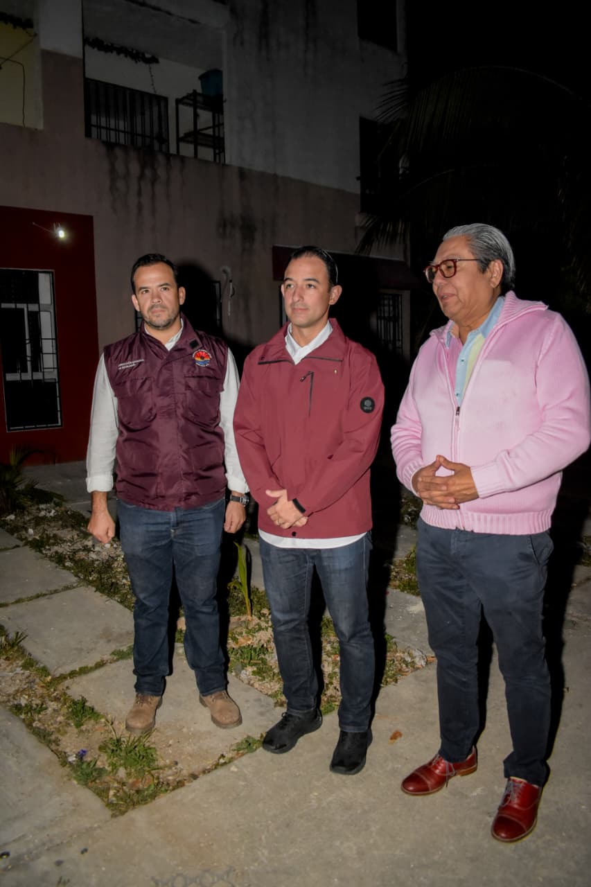 uploads/6/32/01 (2770).Jpeg